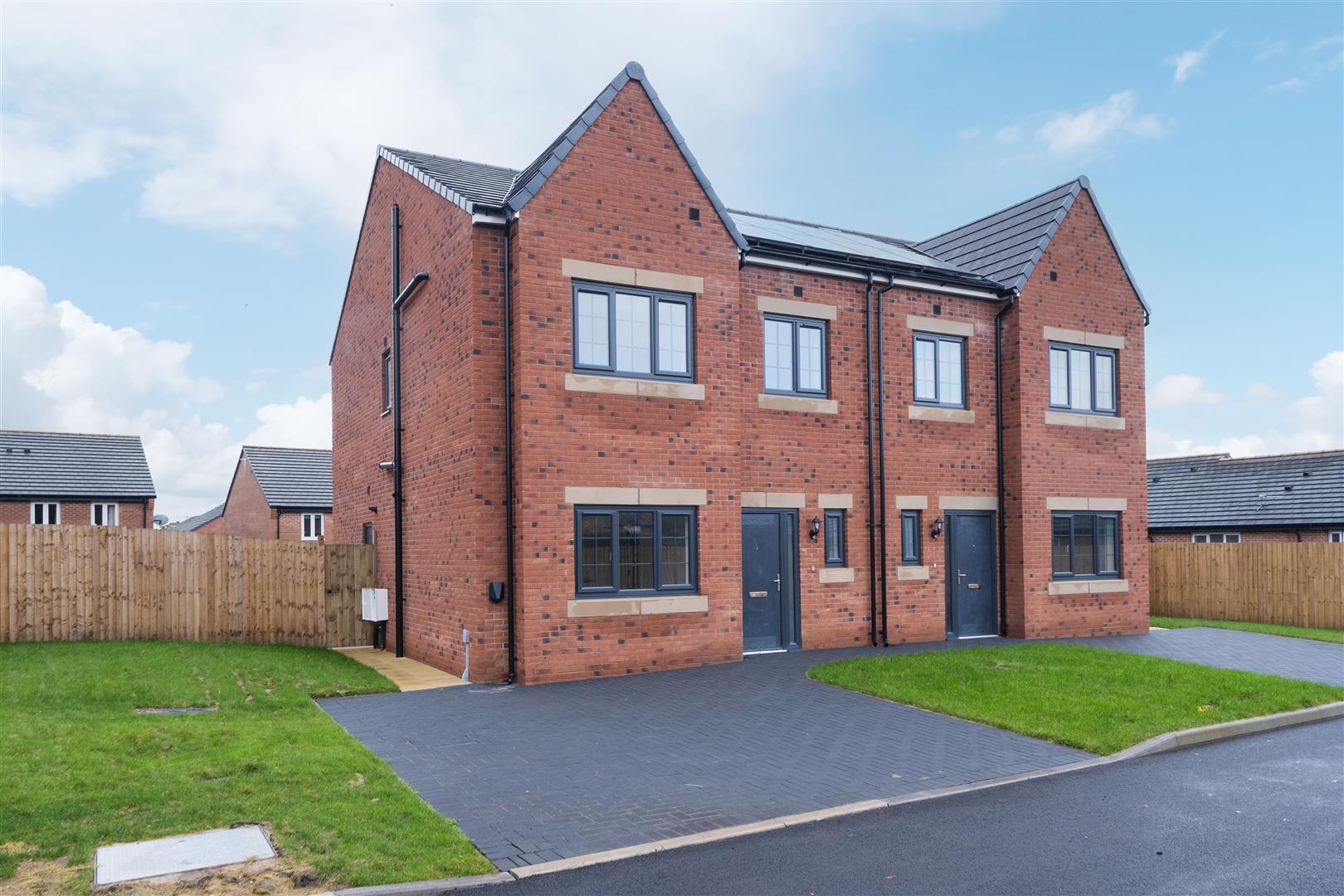 4 bedroom  Terraced House for Sale in Winsford